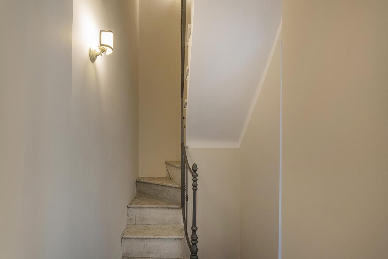 Lomellini Palace Apartments By Wonderful Italy 제노바 외부 사진